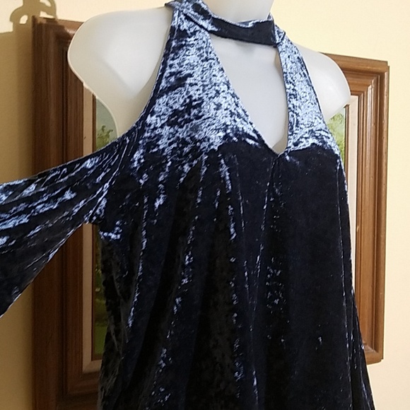 American Eagle outfitter cold shoulder top E2 - Picture 2 of 4